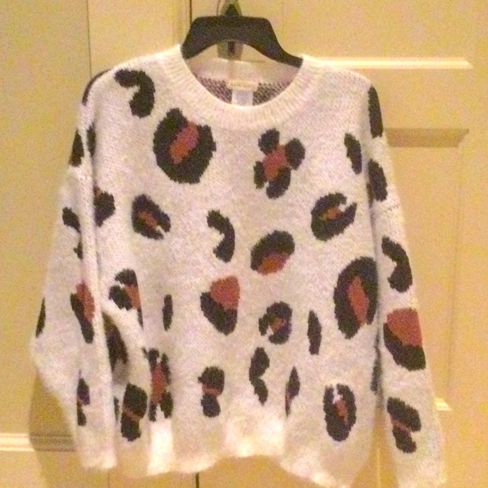 Leopard sweater